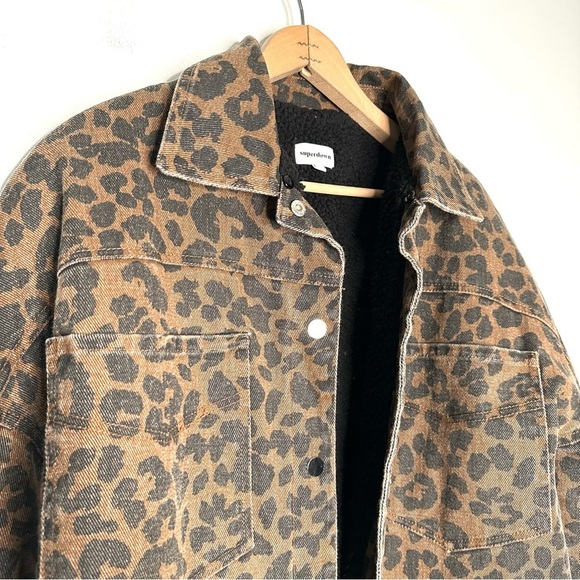 Superdown | Leopard Print Sherpa Jean Jacket Size Small - Picture 4 of 8